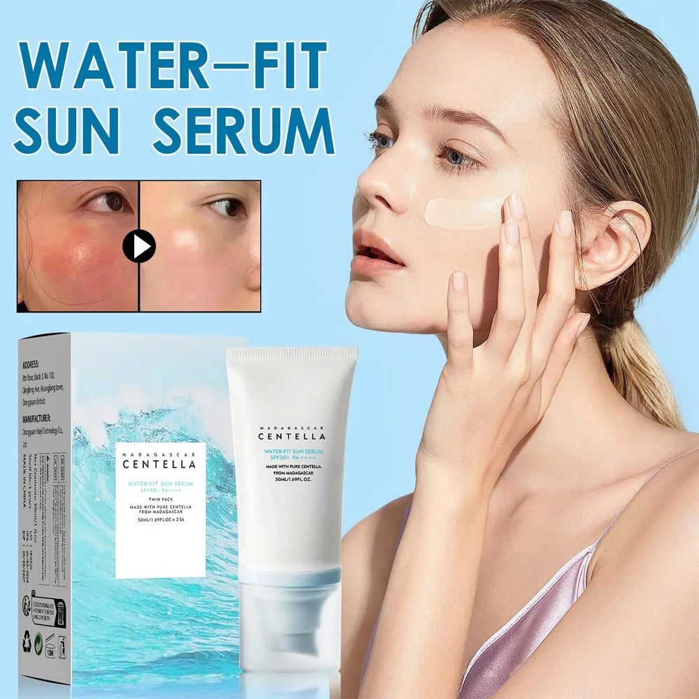 Protégez votre peau avec l'excellence de la Crème Solaire à la Centella SPF 50+, un soin coréen innovant conçu pour offrir une protection maximale contre les rayons UVA et UVB tout en hydratant profondément. Enrichie en Centella Asiatica, cette crème apai